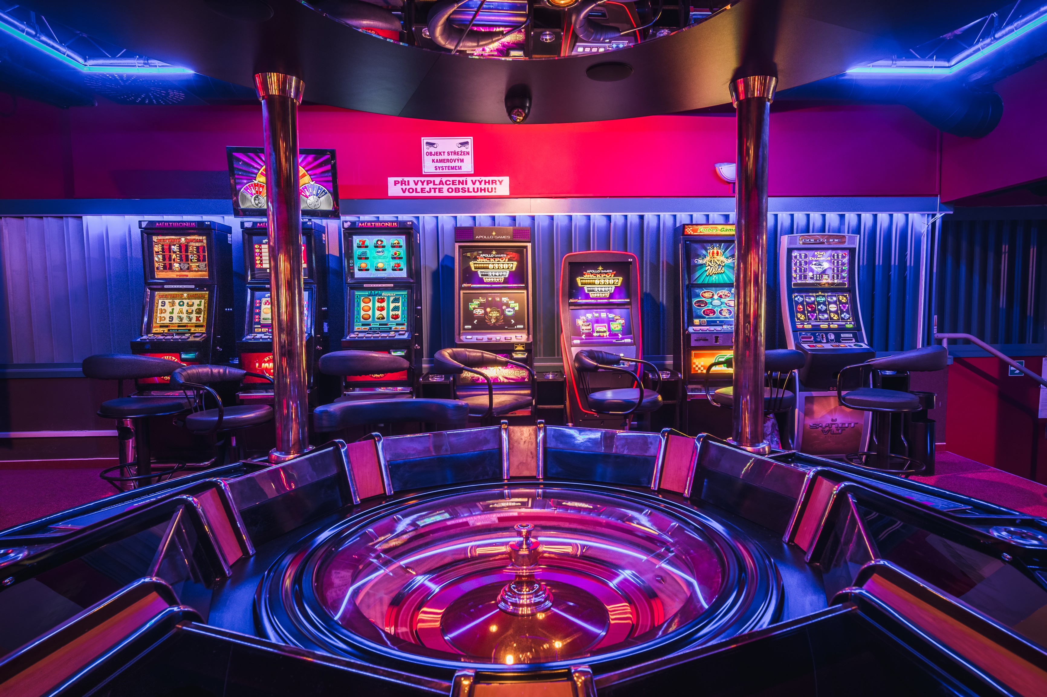 Informace Forbes: Hazardní hry na internetu, zábava nebo sázka ano